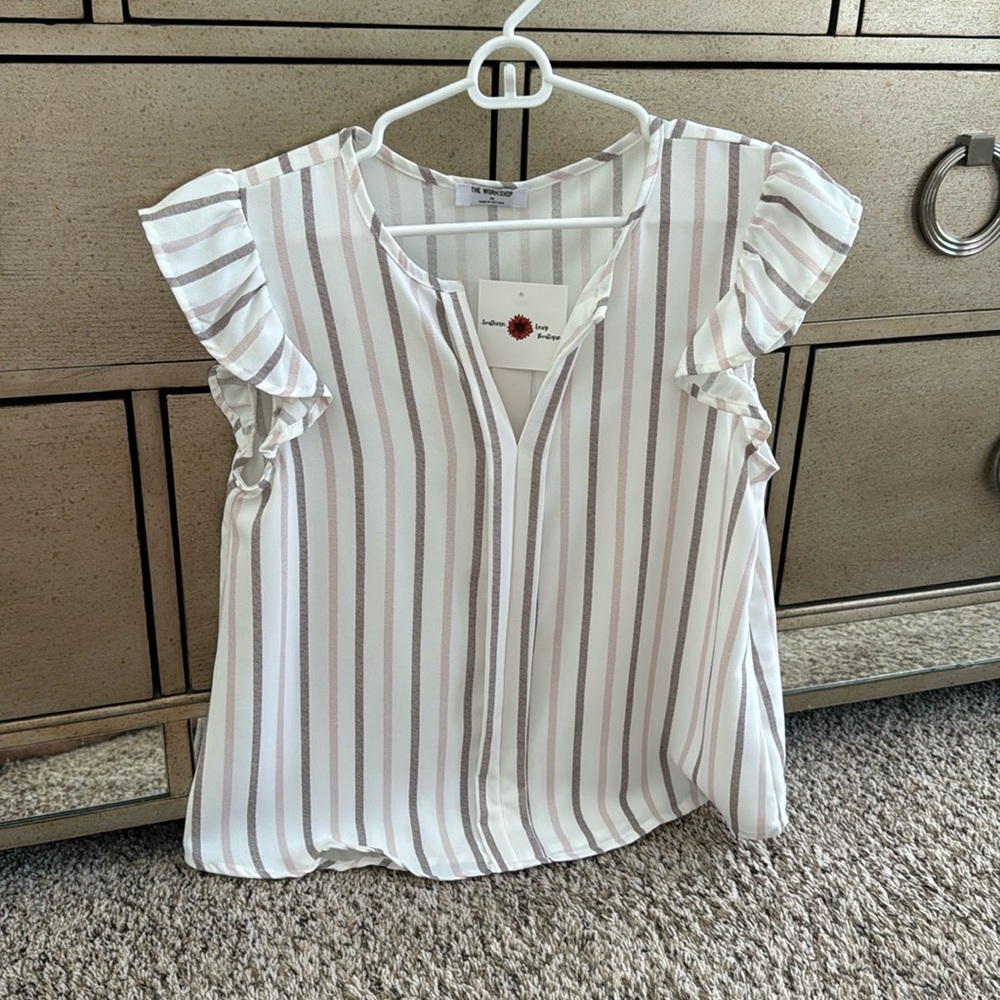 Ruffle Sleeve Blouse